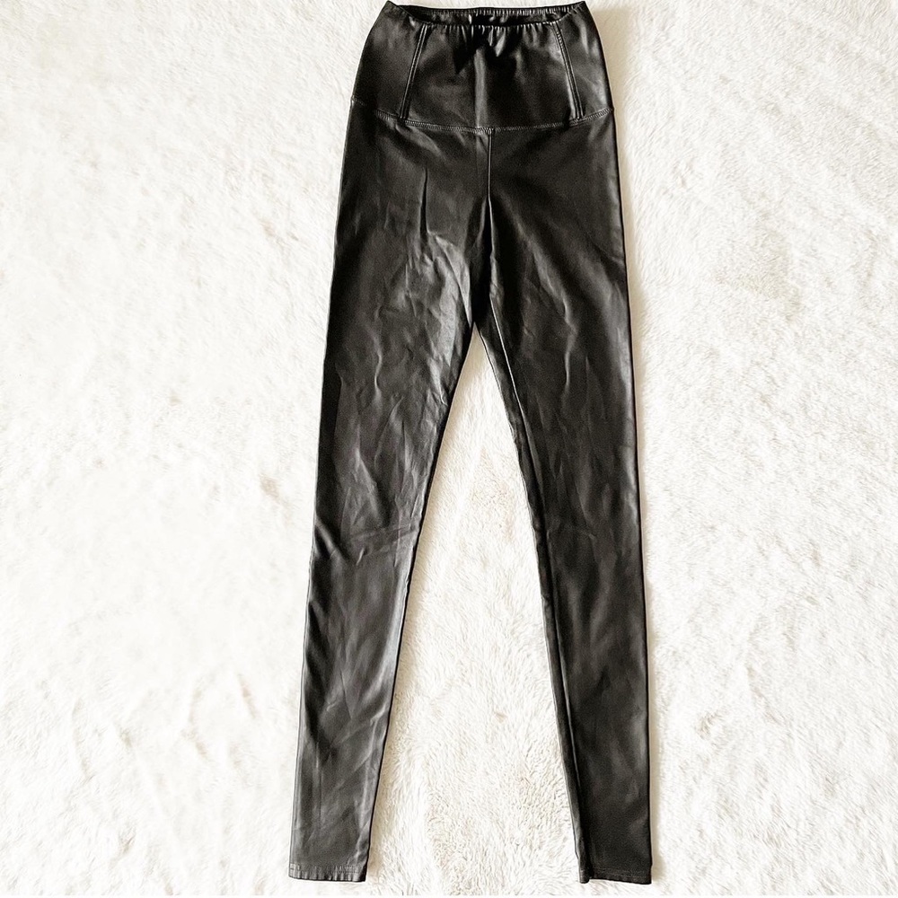 Wilfred Daria Pant